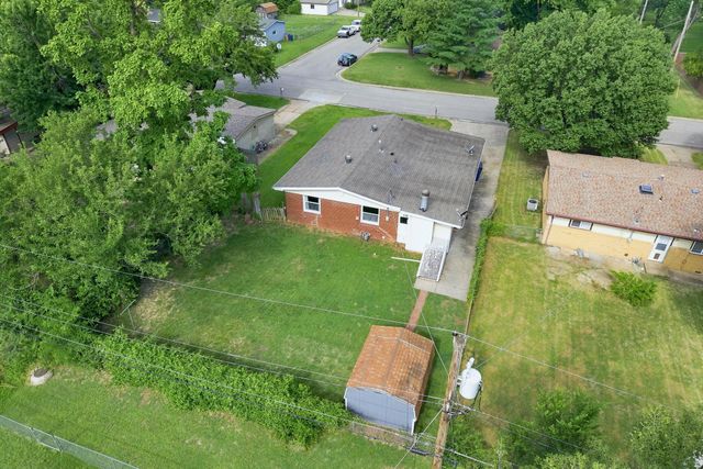 1442 N Prairie Lane, Derby, KS 67037
