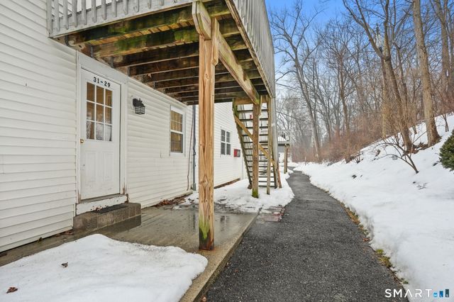 29 Canterbury Arms 29, New Milford, CT 06776