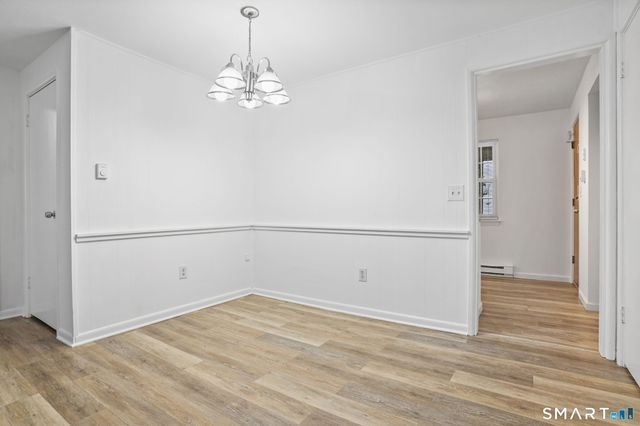 29 Canterbury Arms 29, New Milford, CT 06776