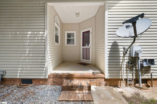 103 Harpers Ferry Court, Simpsonville, SC 29681
