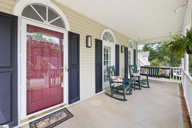 103 Harpers Ferry Court, Simpsonville, SC 29681