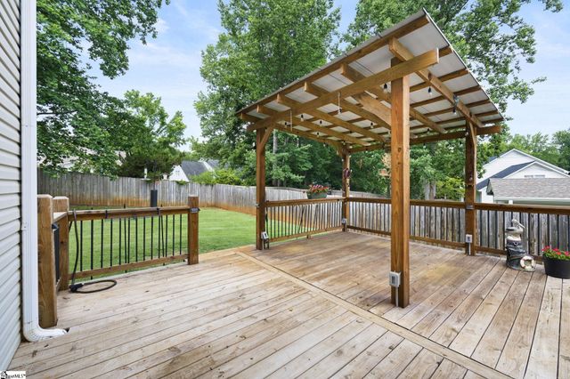 103 Harpers Ferry Court, Simpsonville, SC 29681