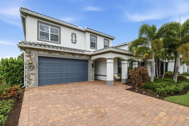 12530 Triumph Lane, Palm Beach Gardens, FL 33412