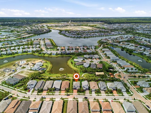 12530 Triumph Lane, Palm Beach Gardens, FL 33412