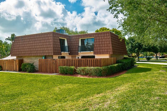 3112 Spanish Wells Drive 14-a, Delray Beach, FL 33445