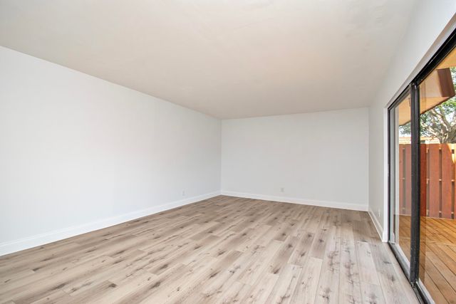 3112 Spanish Wells Drive 14-a, Delray Beach, FL 33445