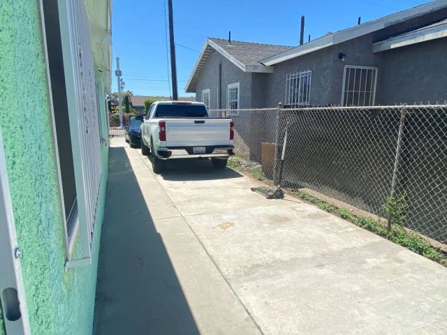235 W 91st Street, Los Angeles, CA 90003