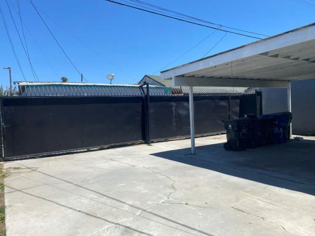235 W 91st Street, Los Angeles, CA 90003