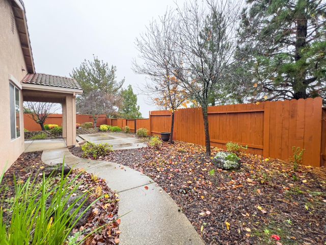 3661 Darlington Ct, Rocklin, CA 95765