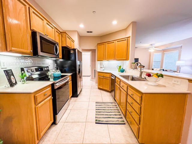 3661 Darlington Ct, Rocklin, CA 95765