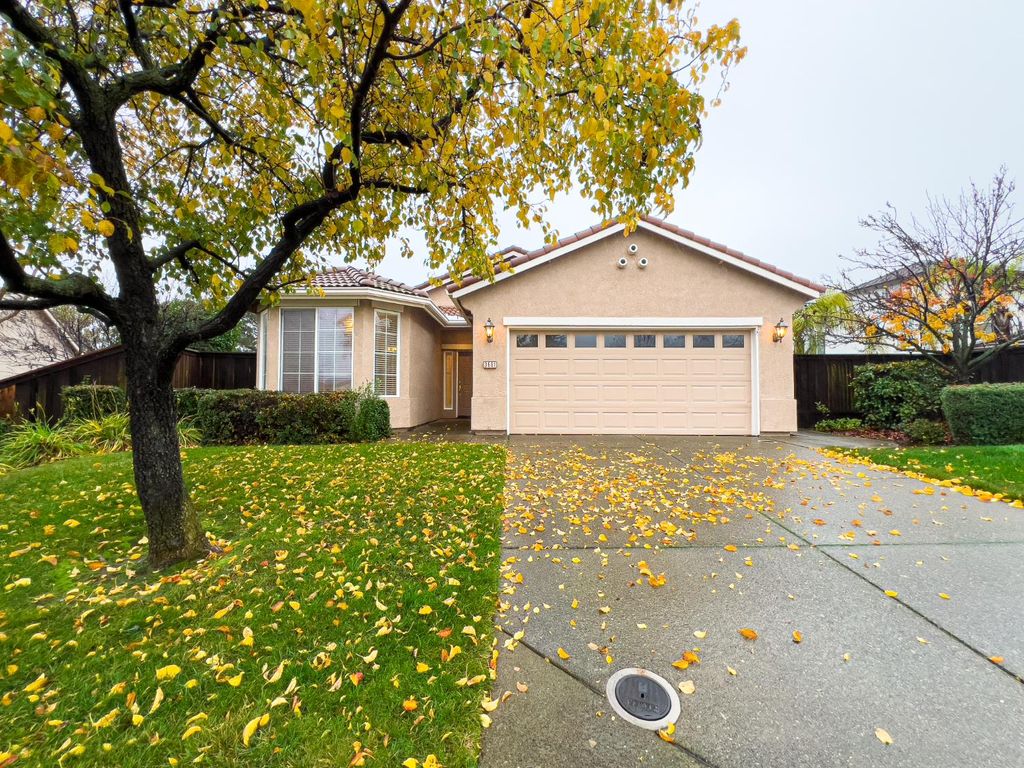 3661 Darlington Ct, Rocklin, CA 95765