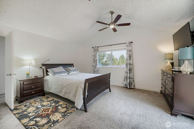 13605 SE 251 Place, Kent, WA 98042