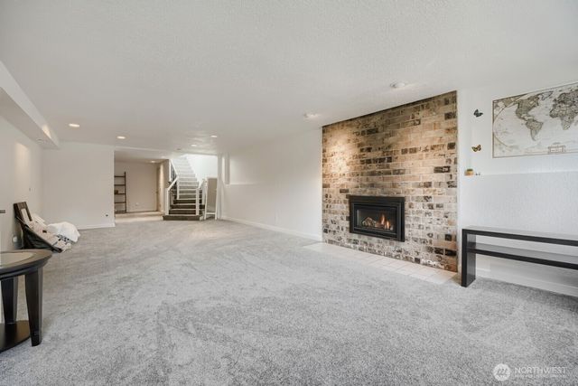 13605 SE 251 Place, Kent, WA 98042