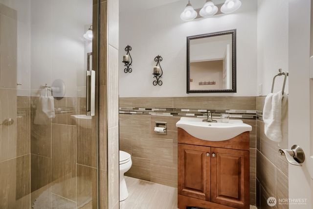 13605 SE 251 Place, Kent, WA 98042