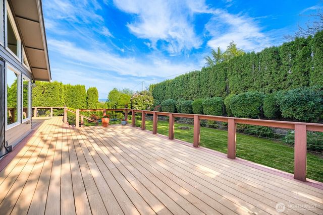 13605 SE 251 Place, Kent, WA 98042