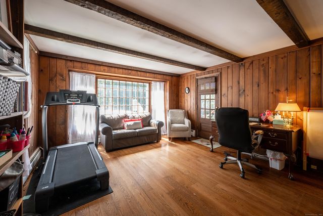 7 Barkwood Hill Road, Brookfield, CT 06804
