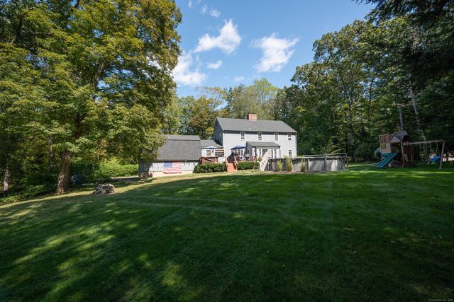 7 Barkwood Hill Road, Brookfield, CT 06804