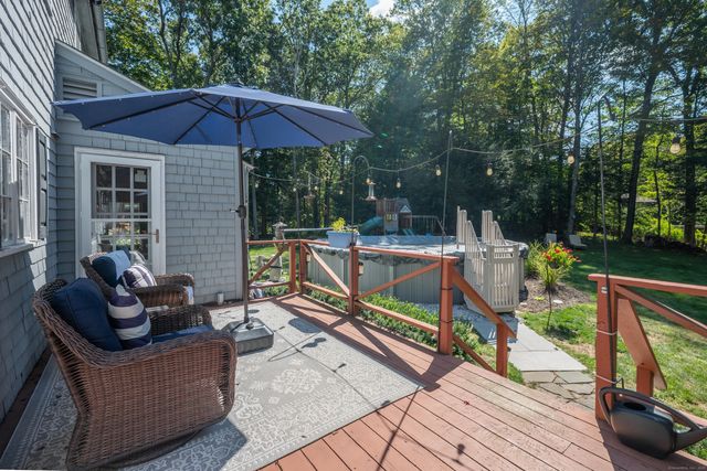 7 Barkwood Hill Road, Brookfield, CT 06804