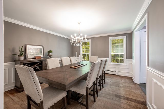 7 Barkwood Hill Road, Brookfield, CT 06804