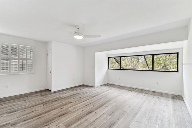 4220 FAIRWAY RUN 0, Tampa, FL 33618