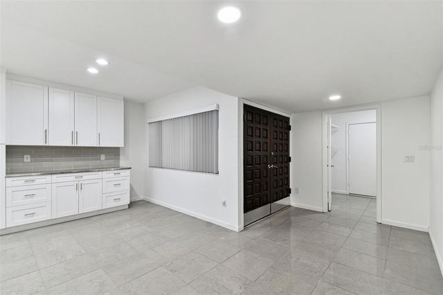 4220 FAIRWAY RUN 0, Tampa, FL 33618