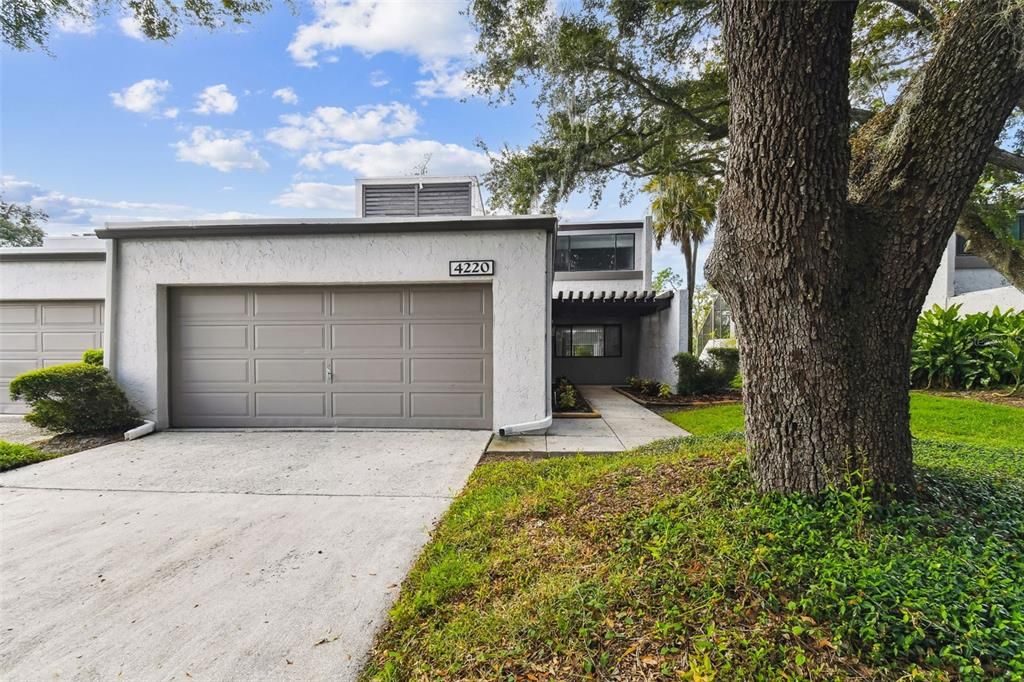 4220 FAIRWAY RUN 0, Tampa, FL 33618