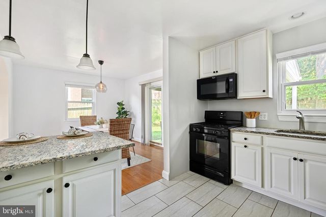 4 TANGLEWOOD RD, Catonsville, MD 21228