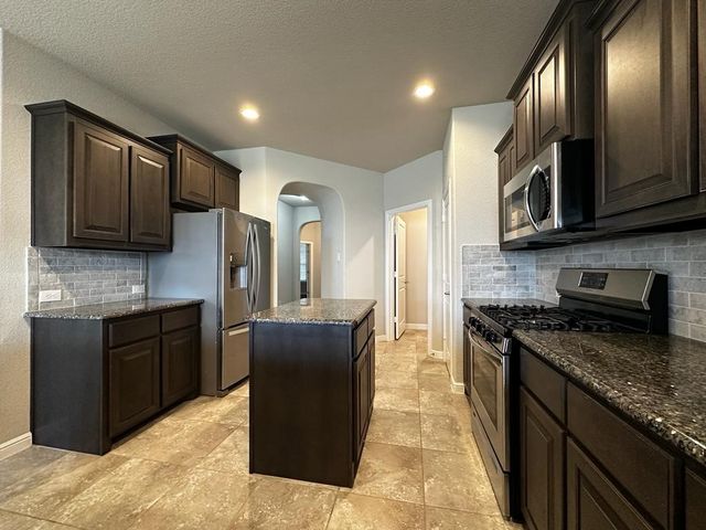 916 Dove Cove, Argyle, TX 76226