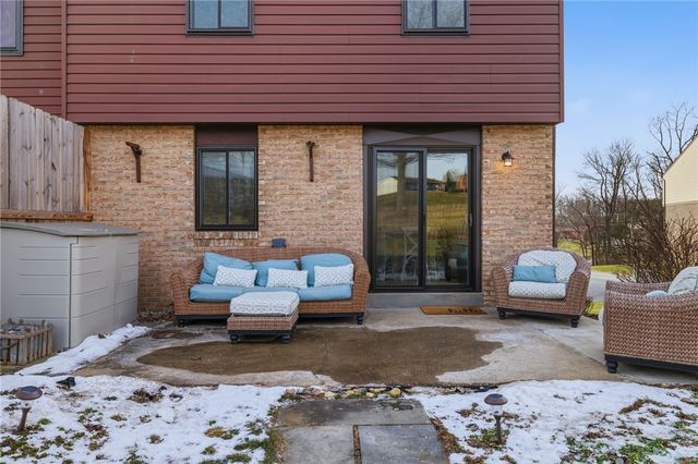 401 Maywood Dr, Bethel Park, PA 15102