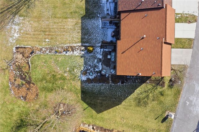 401 Maywood Dr, Bethel Park, PA 15102