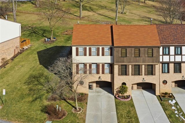 401 Maywood Dr, Bethel Park, PA 15102