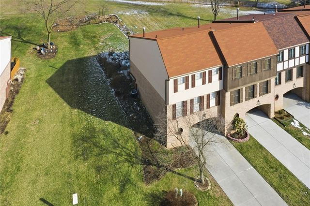 401 Maywood Dr, Bethel Park, PA 15102