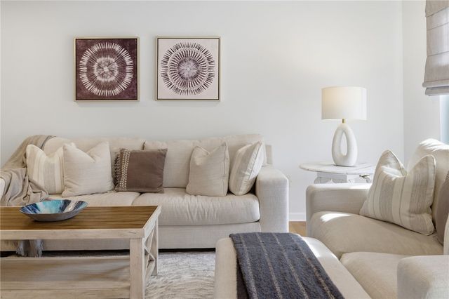 401 Maywood Dr, Bethel Park, PA 15102