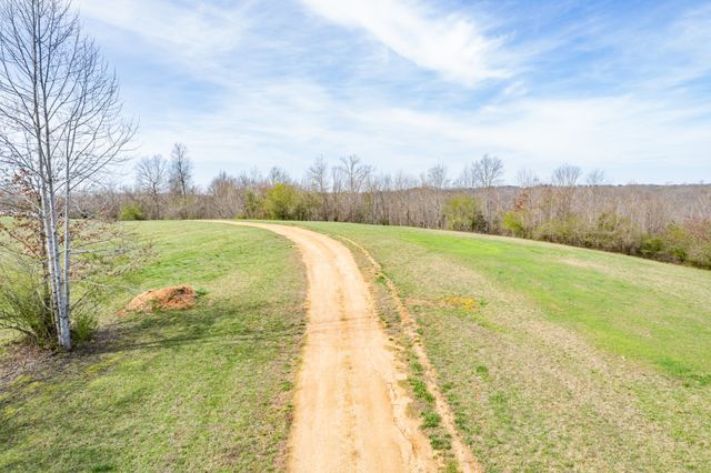 321 OLD SR 48, Centerville, TN 37033