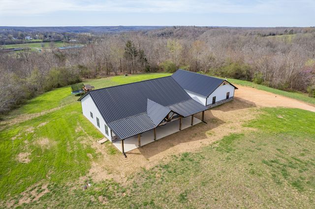 321 OLD SR 48, Centerville, TN 37033