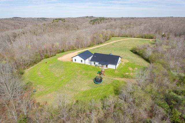 321 OLD SR 48, Centerville, TN 37033