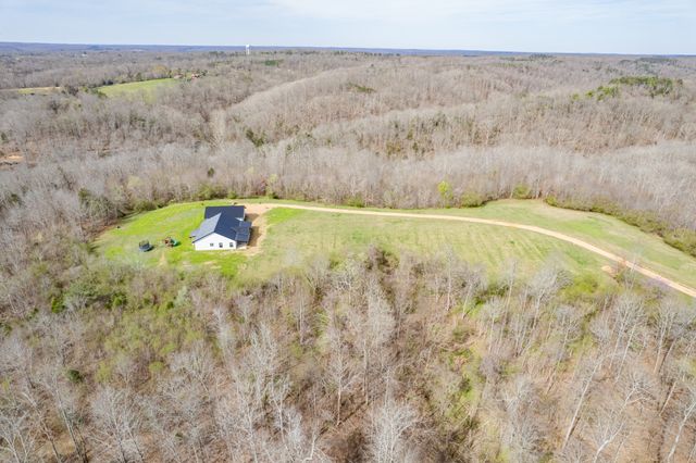 321 OLD SR 48, Centerville, TN 37033