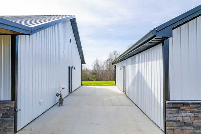 321 OLD SR 48, Centerville, TN 37033