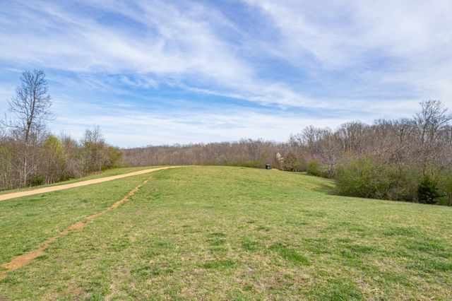 321 OLD SR 48, Centerville, TN 37033
