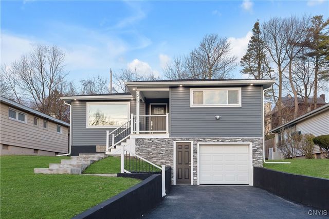 219 Barrington Road, Syracuse, NY 13214