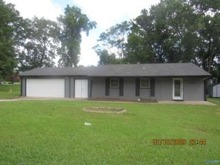 4810 Cottonwood Drive, Huntsville, AL 35810