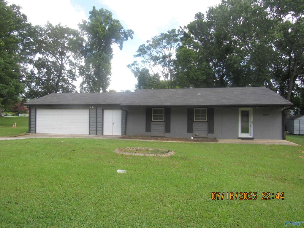 4810 Cottonwood Drive, Huntsville, AL 35810