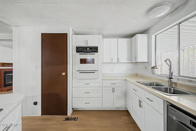 7344 W PEORIA Avenue 31, Peoria, AZ 85345