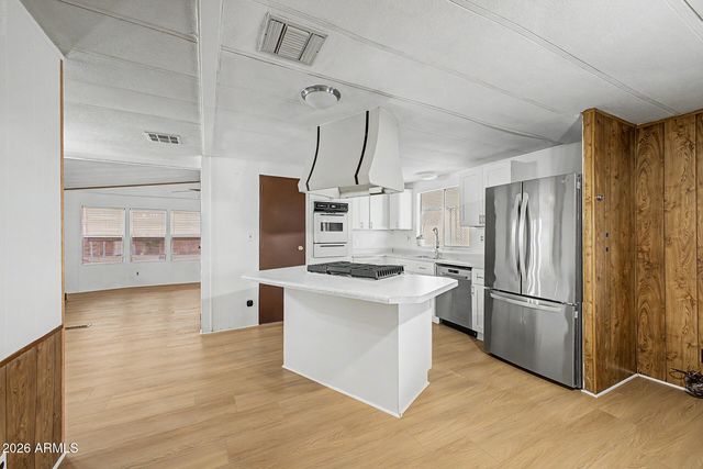 7344 W PEORIA Avenue 31, Peoria, AZ 85345