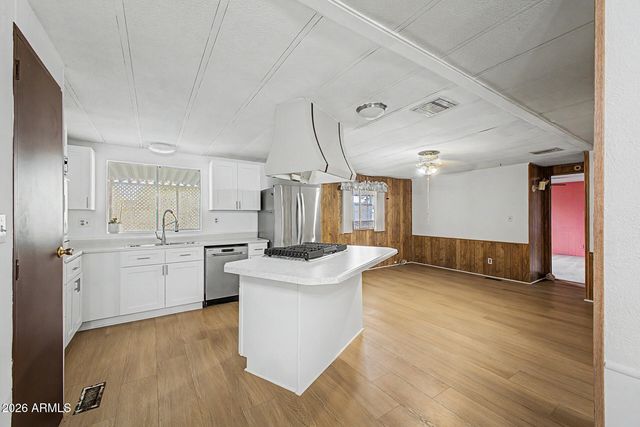 7344 W PEORIA Avenue 31, Peoria, AZ 85345