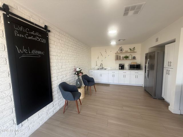 7344 W PEORIA Avenue 31, Peoria, AZ 85345