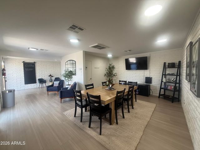 7344 W PEORIA Avenue 31, Peoria, AZ 85345