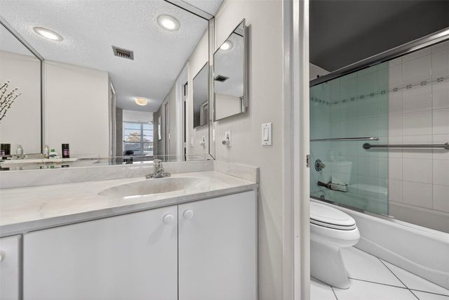 808 Cypress Boulevard 203, Pompano Beach, FL 33069