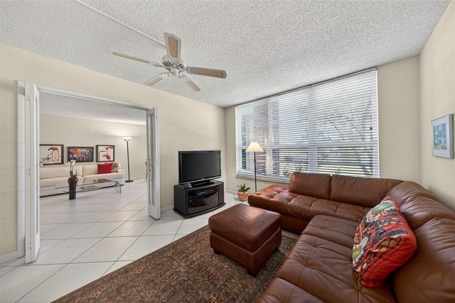 808 Cypress Boulevard 203, Pompano Beach, FL 33069