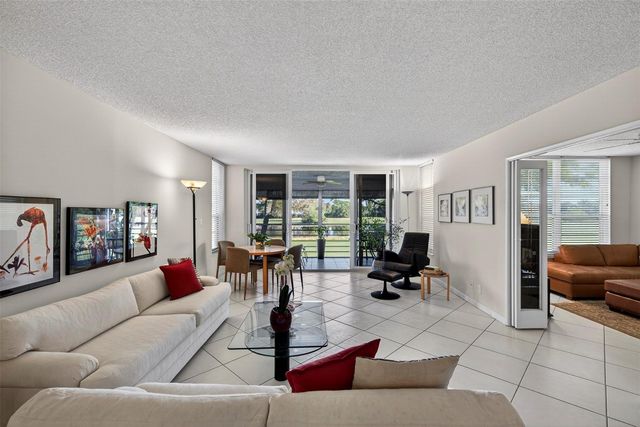 808 Cypress Boulevard 203, Pompano Beach, FL 33069